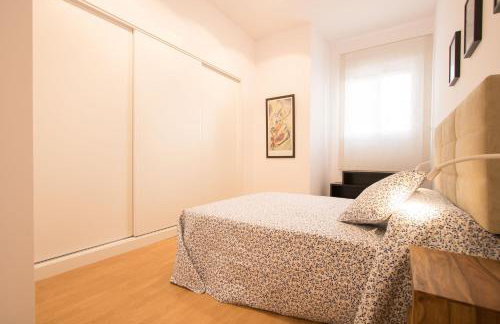 Murallas de Sevilla Apartamento con garaje 4 pax - Foto 16