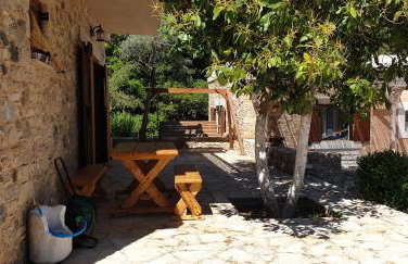 Chaihoutes stone House and Villa into Olive farm in Zia - Photo 66