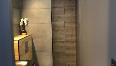 Le Monde Éphémère d Emilie Logement indépendant 2étoiles avec jacuzzi - Foto 4