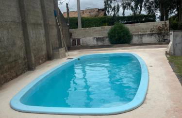 Chácara Aconchego da Serra com Piscina - Foto 9