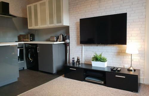 Modern Broughton Apartment - Walk to City Centre and St James Quarter - Foto 16