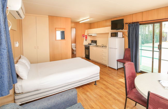 Desert City Holiday Park - Foto 7