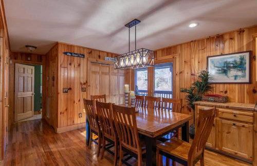 Riverbend Retreat - Photo 11