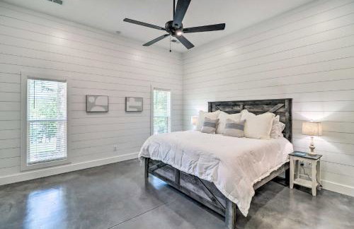 All-Encompassing Lakehouse with Modern Accents! - Foto 18