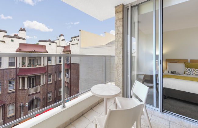 Nesuto Chippendale - Foto 12