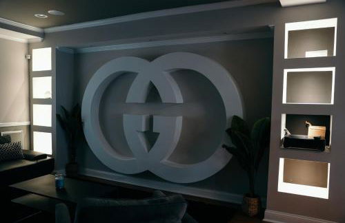 Charm City Luxury 4 Bedroom Brick Home - Foto 35