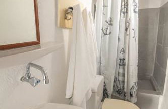 Beachfront Lovely Small House on the Sea - Foto 17