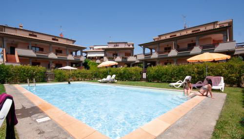 Follonica Apartments - Pool & Relax - Foto 2, Garden