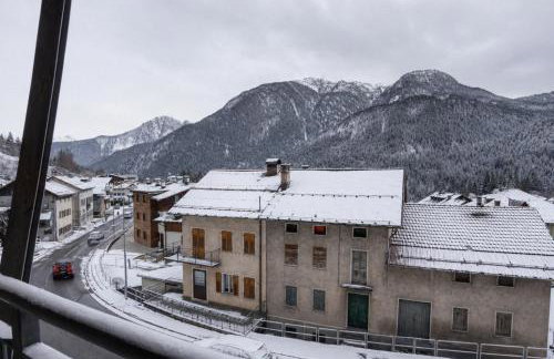 Dolomites Mountain Residence - Cozy Alpine Chalets with Private Parking - Foto 27