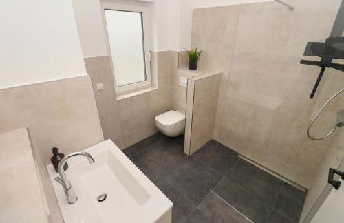 LIGHTPLACE - Moderne Apartments in Braunschweig - Balkon - Netflix - Am Kanal - Foto 27