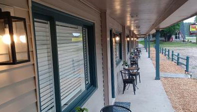 TeePee Room 7- Newly Renovated - Photo 5