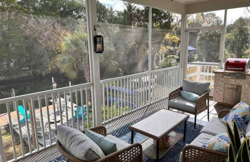 Canal-Front Home on 73ft Dock! - Foto 28