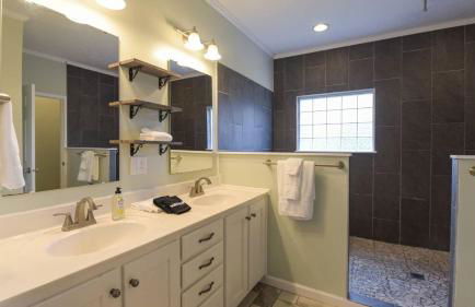 Riverside Ranch by Avantstay Mins to Downtown - Foto 46