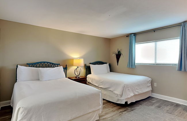 Breakers East by Southern Vacation Rentals - Foto 12