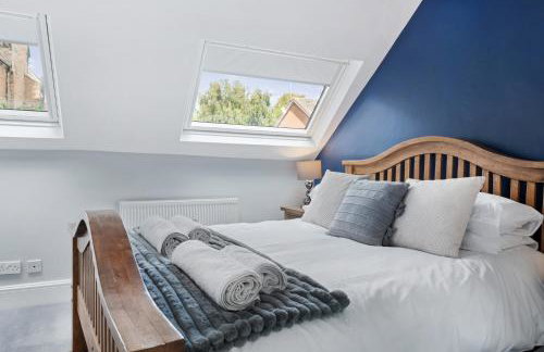 Beautiful Secluded 2 Bedroom Coach House - Foto 4