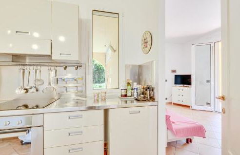 Beautiful Home In Diano Calderina - Foto 21