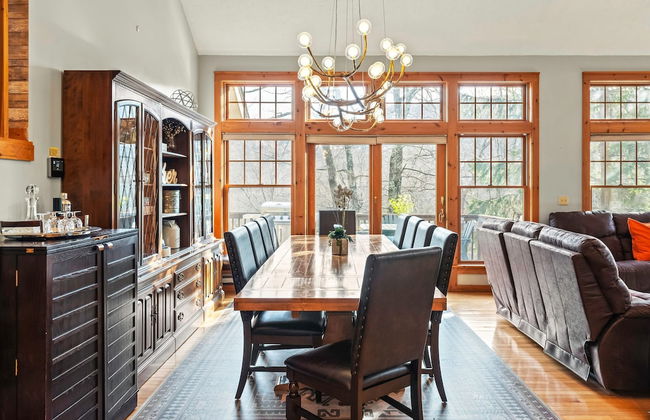 Mountain Escape With Game Room Balcony Stunning Views in the Poconos Christina - Foto 9