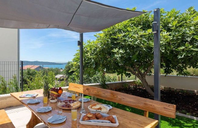 Contemporary Apartment With Terrace and Spacious Garden - Foto 17