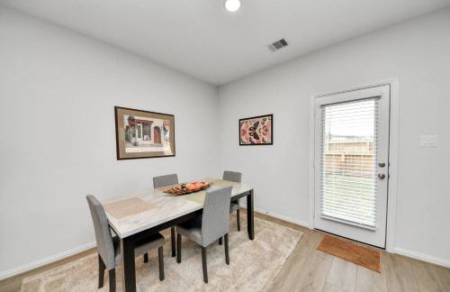 3BR Corporate & Family Getaway Near katy Mills - Foto 27