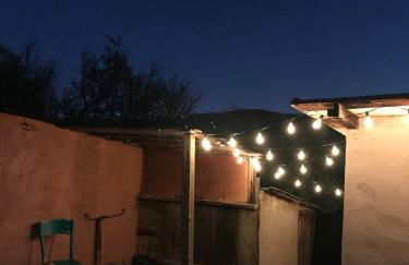 1900s Miner's cabin behind Tombstone Brewery - Foto 36