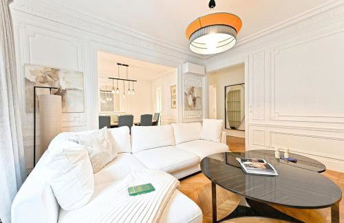Spacious and Bright Apartment - Foto 16