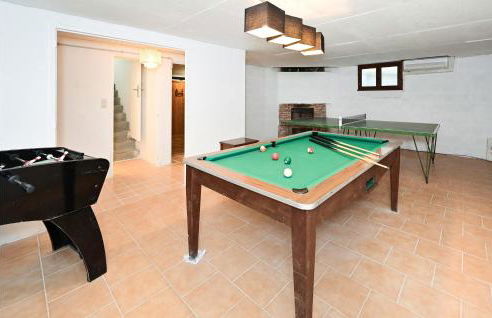 Gorgeous Home In Briare With Sauna - Photo 22