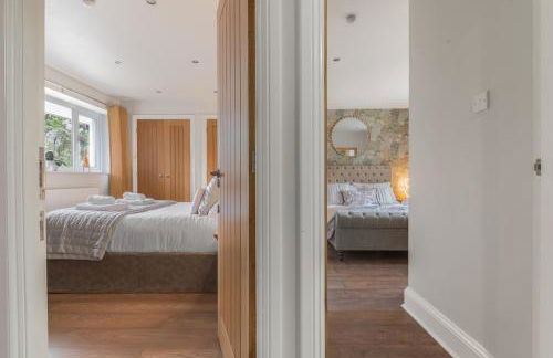 Riverside Cottage 6 guests 4 adults max hot tub - Foto 25