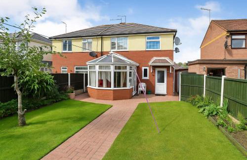 Blue Haven House Sleeps 11 Garden & Parking - Photo 22