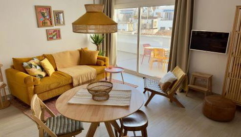 Penthouse in Historic Sitges -Big Terrace & Private Solarium - Foto 3