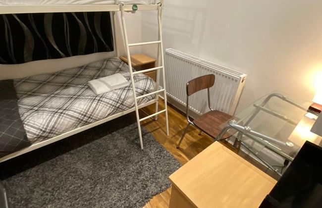 Charming 3-bed Apartment in London - Foto 12