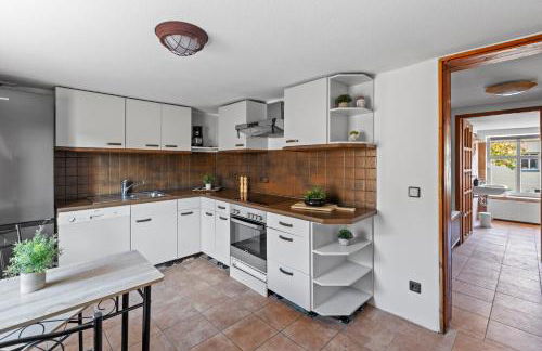 Sabina Monteurwohnung I 75 Zoll TV I KÜCHE I BAD I BACKOFEN I - Foto 6