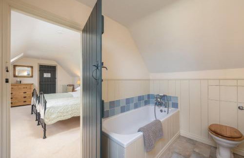 The Coach House at Noelles Cottages - Foto 41