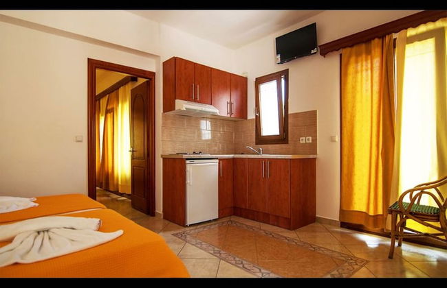 A Spacious and Bright Studio With Balcony - Foto 14