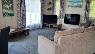 Luxury Lodge sea view at Bideford Bay Hoilday Park Parkdean Resorts - Foto 3