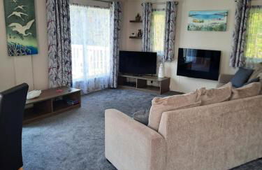 Luxury Lodge sea view at Bideford Bay Hoilday Park Parkdean Resorts - Foto 3