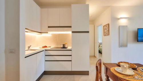 SISTERS' HOUSE - Foto 5