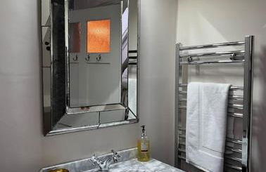 Eclectic Barn - Pergola & Dog-Friendly Garden - Photo 55