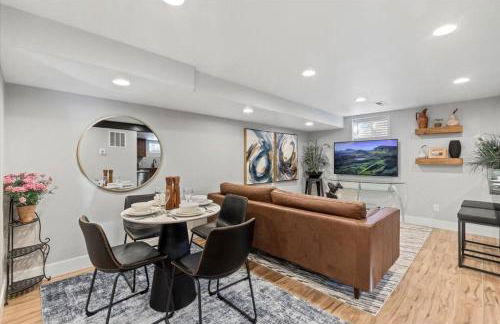 Whole House Relaxing Oasis by Fitzsimmons Campus - Photo 33