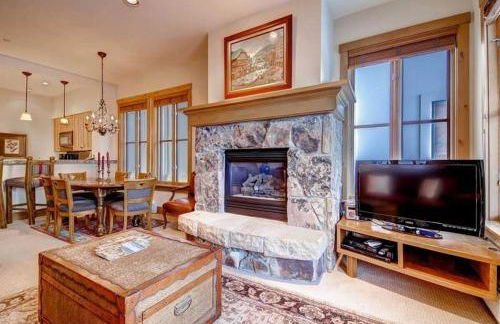 Villa Montane 111 by East West Hospitality - Foto 1