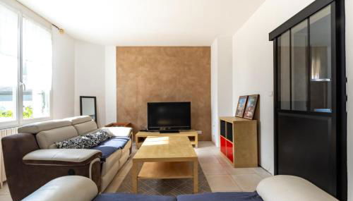 The Tourangelle House - Family House - Photo 4