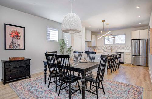 Stylish Getaway with Hot Tub-Near Downtown Indy-Family Friendly - Foto 10