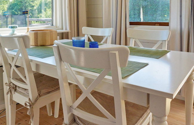 6 Person Holiday Home in Graddo - Photo 18