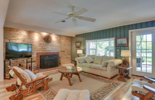 Waterfront Annapolis Home Fire Pit and Fishing Pier - Foto 1