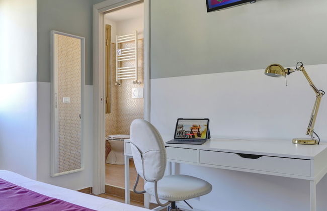 Furio Camillo Studio - Metro A - Netflix - Foto 1