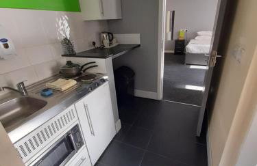 Lymedale Suites Studios & Aparthotel in NEWCASTLE UNDER LYME & STOKE - Foto 74