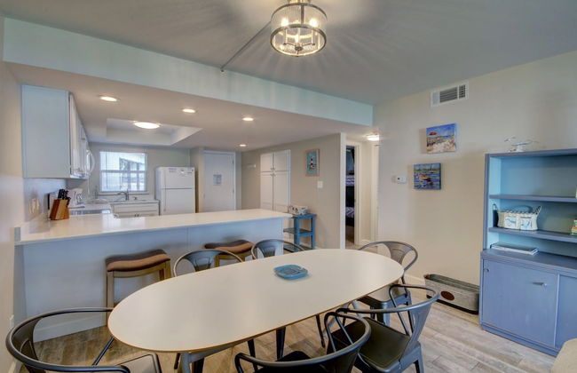 423 El Matador 2 Bedroom Condo by RedAwning - Photo 8