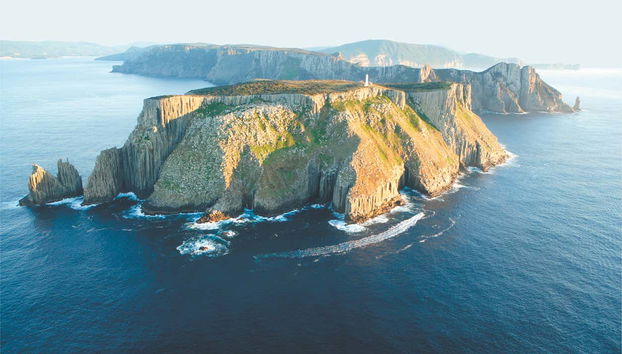 Bird's eye view of Tasman Island
