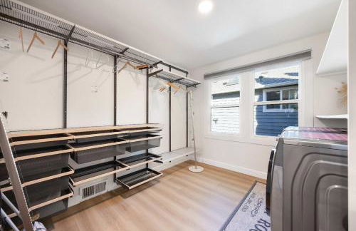 Dopamine Design 3BR 2025 Remodel & Kids Zone - Foto 45