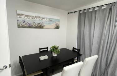 Spacious 3 Bedroom Home in Bletchley - Foto 5