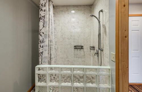 4-Season Recreation Secluded Pike River Cabin - Foto 29